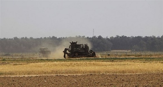 توغل 4 جرافات عسكرية للاحتلال في قطاع غزة
