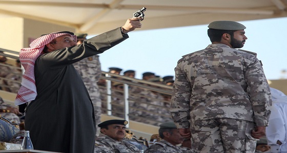 فيديو للجيش الإماراتي يضع وزارة الدفاع القطرية في مأزق