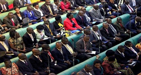 برلمان أوغندا يوافق على إلغاء قيد السن الخاص بالمرشحين للرئاسة