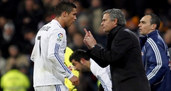 بعد حصوله على ” الكرة الذهبية ” .. الخلاف بين كرستيانو رونالدو ومورينيو ينتهي