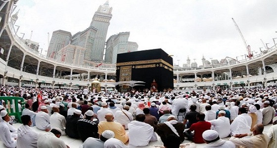 إمام الحرم المكي: المملكة كانت ولا تزال وفيَّةً لقضايا المسلمين الكبرى