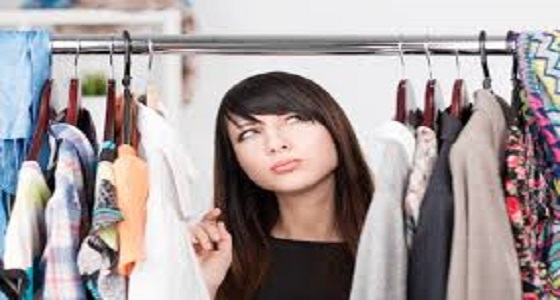 76 % من النساء يقضين 4 أشهر في اختيار ملابس العمل