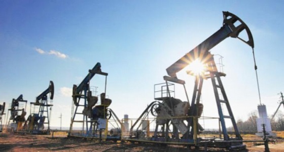 تراجع أسعار النفط بسبب زيادة منصات الحفر بأمريكا