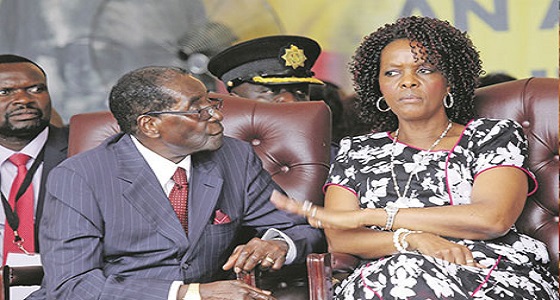 زوجة موغابي تطالبه بالطلاق بعد تنحيه