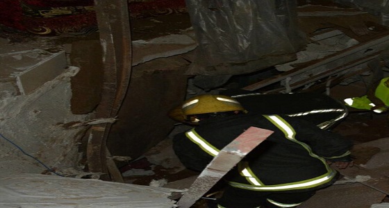 كواليس إنقاذ وافد ثلاثيني من تحت أنقاض مبنى بحي الربوة في جدة