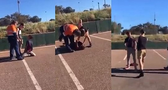 بالفيديو.. رجل وابنه يعتديان بالضرب المبرح على صبي