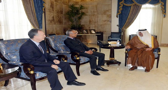 الأمير خالد الفيصل يستقبل القنصل العام الفرنسي