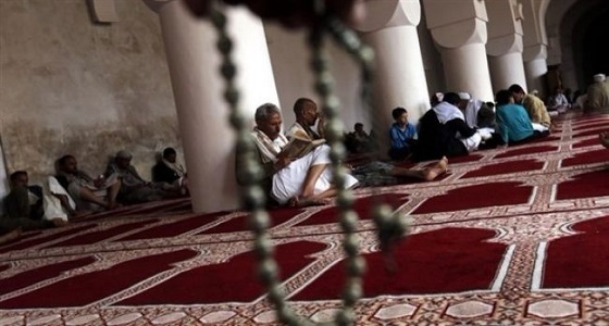 ” الحوثي ” تعزل خطباء مساجد صنعاء وتستبدلهم بتابعين لها
