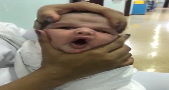 والد الرضيع: المستشفى تهاونت بحالة ” عدي “