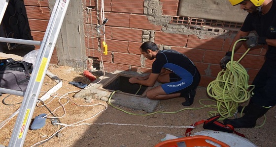 مدني جدة ينتشل امرأة بعد سقوطها في خزان مياه