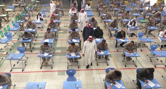 مدارس صامطة تهيئ الأجواء المناسبة للجنود المرابطين لأداء اختباراتهم