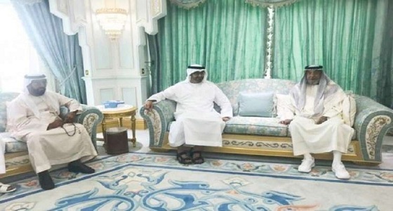 بعد غياب طويل.. ظهور الرئيس الإماراتي في عزاء والدته