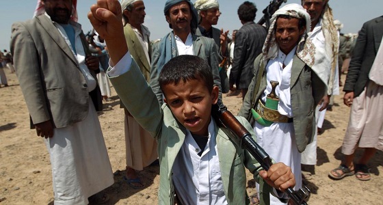 مليشيات الحوثي تضحي بدماء الأطفال المجندين وتحافظ على قياداتها في صنعاء
