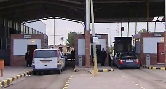 استئناف الحركة في الاتجاهين بمعبر رأس جدير