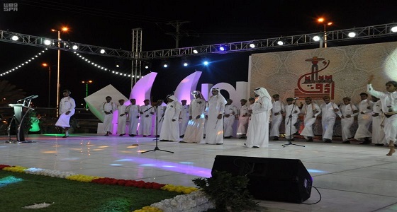 وكيل محافظة محايل يشهد أمسية فرقة دمات عسير للثقافة والتراث