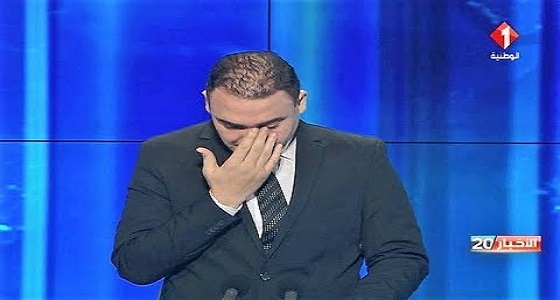 فيديو مؤثر لإعلامي يقدم خبر وفاة صديقه