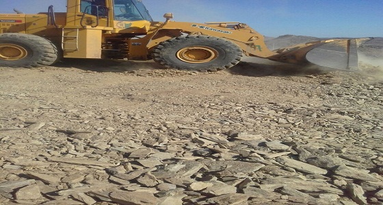 أمانة عسير تزيل تعديات على 170 ألف م2 شمال أبها