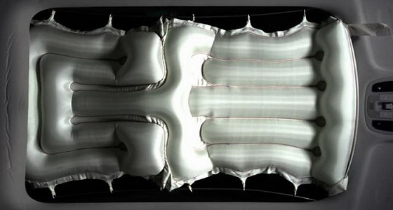 بالصور.. هيونداي تقدم أول وسادة هوائية في العالم لفتحة السقف البانورامية
