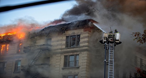 إصابة 16 شخصًا في حريق مبني بـ ” نيويورك ” الأمريكية