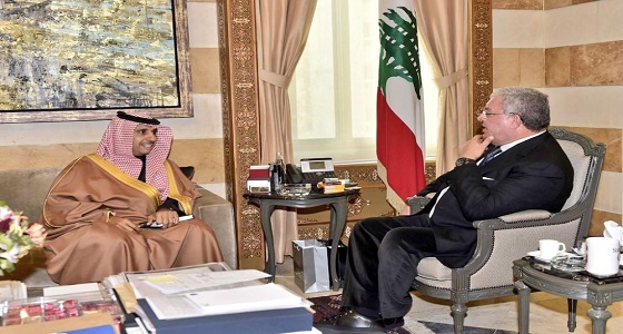 سفير خادم الحرمين بلبنان يبحث مع وزير الداخلية اللبناني العلاقات الثنائية