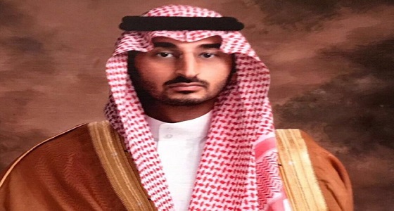 الأمير عبدالله بن بندر ينقل تعازي القيادة لذوي الشهيد البركاتي