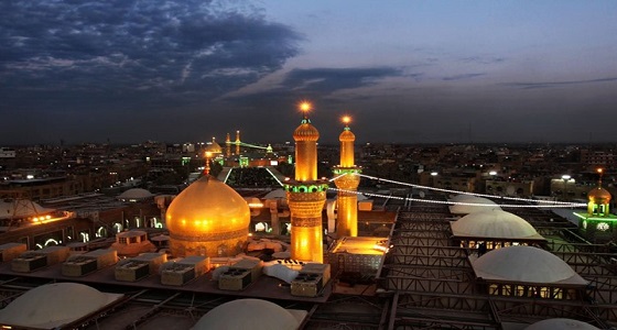 بالصور.. رغم التظاهرات.. إيران تصنع سفينة قرآنية من الذهب الخالص