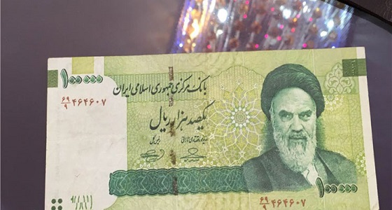 &#8221; الاتفاق النووي والاحتجاجات &#8221; .. أسباب انهيار العملة الإيرانية أمام الدولار