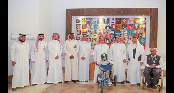  مطار الملك عبد العزيز يبحث خدمة الوصول الشامل مع مركز الملك عبد الله لرعاية الأطفال المعوقين