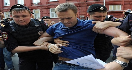 الشرطة الروسية تفرج عن ” زعيم المعارضة “