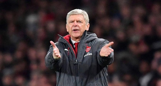 في مشهد متكرر.. مدرب الأرسنال يشاهد مباراة تشيلسي من المدرجات