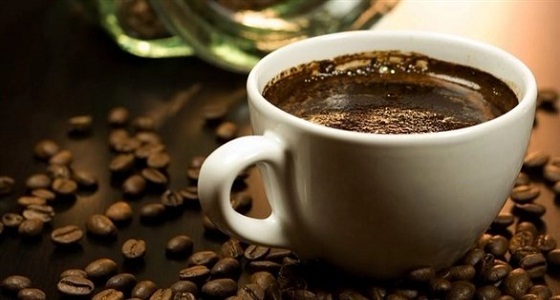 دراسة: تناول القهوة سلوك صحي لحماية شبكية العين