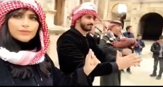 بالفيديو.. رقص طريف للدكتورة خلود وزوجها أمين على الدبكة الأردنية