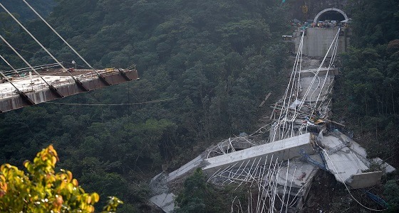 قتلى وجرحى جراء سقوط جسر تحت الإنشاء فى كولومبيا