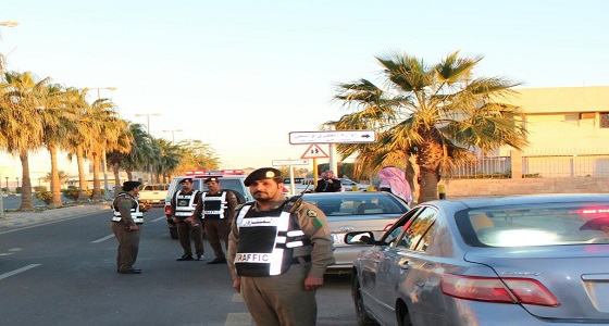 بالصور.. دوريات المرور السرية بطبرجل تقوم برصد عدد من المخالفين