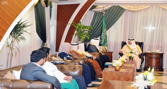 الأمير سعود بن نايف يطلع على التقرير السنوي لصحة الشرقية