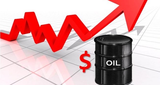 النفط يستقبل العام الجديد بارتفاع مستقر