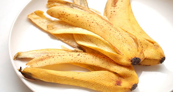 فوائد قشر الموز..أبرزها علاج حب الشباب والقضاء على التجاعيد