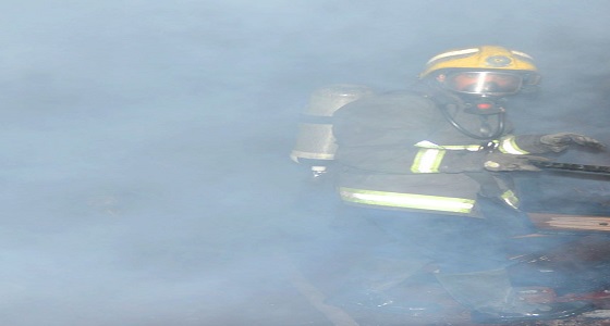 بالصور.. إصابة امرأتين إثر حريق بمنزل شعبي في رابغ