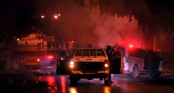 مواجهات ليلية بين متظاهري تونس وقوات الأمن