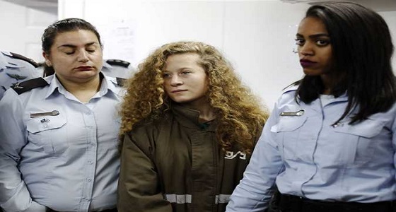 والد عهد التميمي يكشف تفاصيل خطيرة عن حالة ابنته في سجن الاحتلال