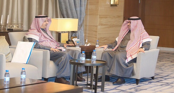 العيسى يستقبل الأمين العام لمؤسسة الملك عبد العزيز