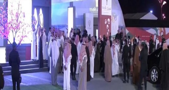 خادم الحرمين يفتتح جناح ” مسك ” بالجنادرية