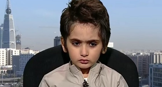 بالفيديو.. طفل وسيم يرفض مقابلة تلفزيونية