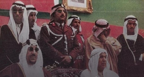 صورة نادرة للملك &#8221; سعود &#8221; أثناء زيارته للكويت عام 1953م