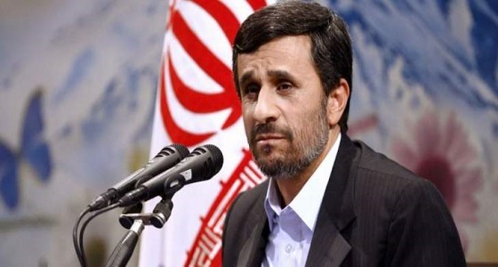 مسؤول إيراني يرجح القبض على أحمد نجاد