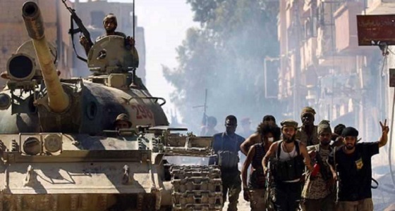 ليبيا: العثور على أسلحة وأجهزة اتصال قطرية لدعم الإرهابيين