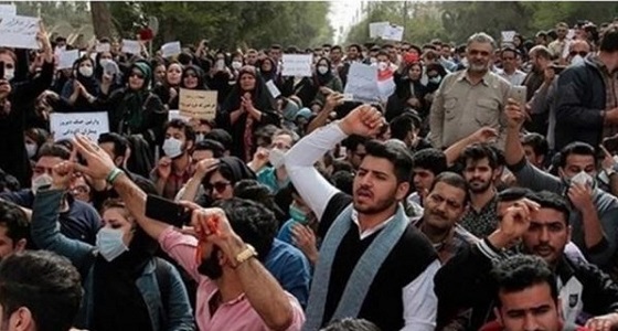 بالفيديو.. تظاهرة للشعب الإيراني تطالب النظام بإعادة أموالهم المنهوبة