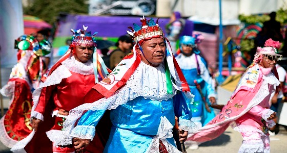 مكسيكيون يحتفلون بالذكرى الـ73 لظهور السيدة العذراء جوادالوبى