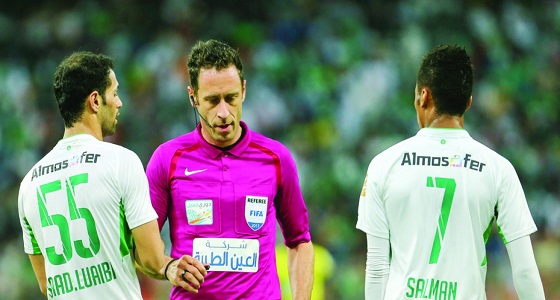 صافرة برتغالية لمباراة التعاون والفيصلي.. وهولندية للفتح والاتفاق