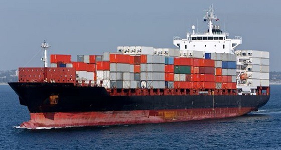 العثور على أسلحة وسيارات عسكرية على متن سفينة بصفاقس التونسية